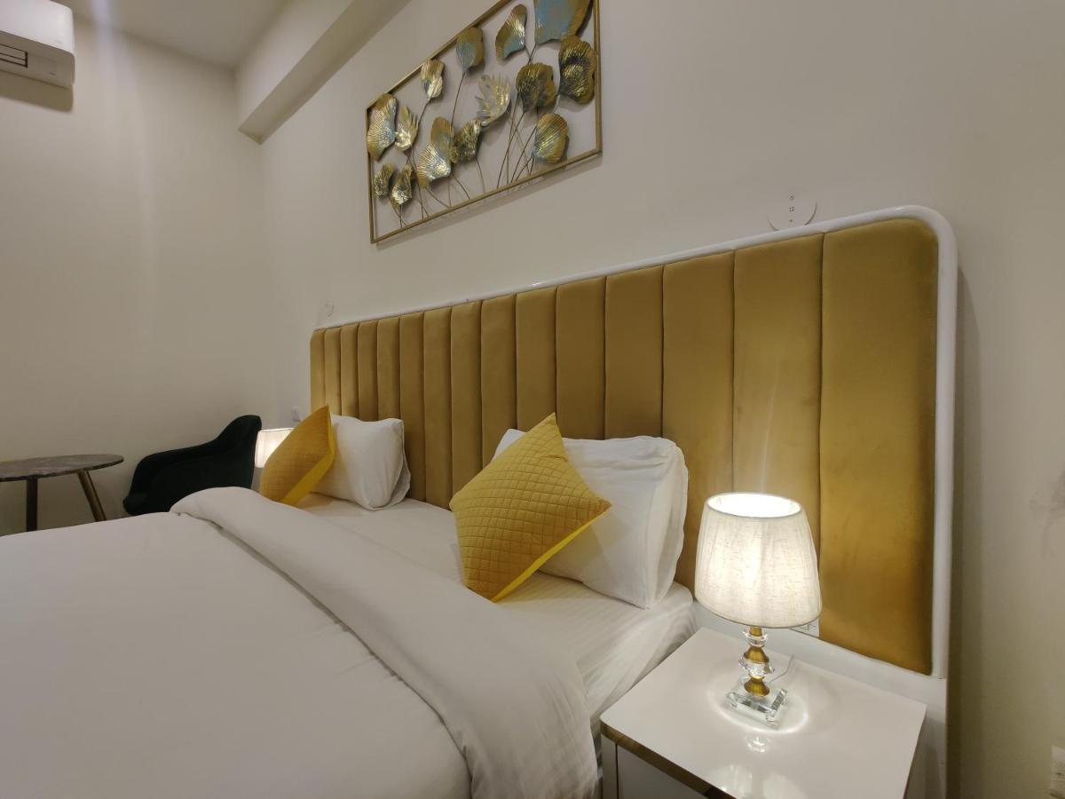 Amahi Inn Gurgaon Eksteriør bilde